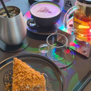 어보브 대표 사진