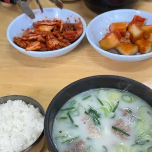 장털보설렁탕 대표 사진