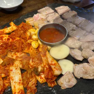 석암생소금구이 사진
