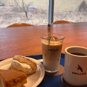 스왈로우 사진 1