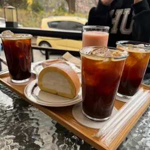 댓이즈커피 대표 사진