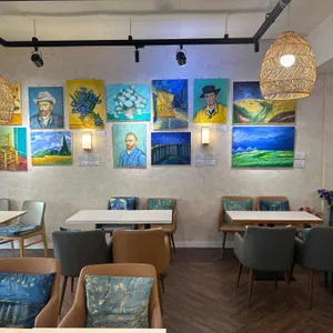 반고흐 카페 대표 사진