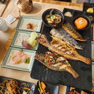 달빛에구운고등어 사진