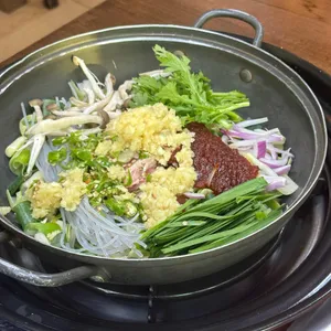 육솔촌돼지찌개 사진 1