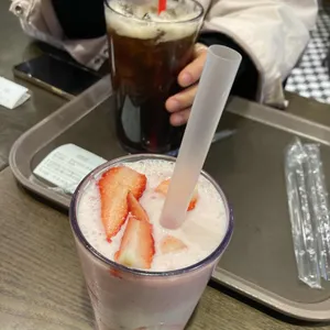 할리스 대표 사진