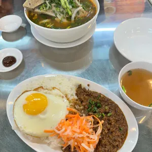 호앙비엣 사진 1