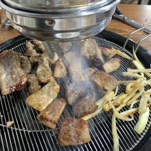 남동숯불갈비 대표 사진