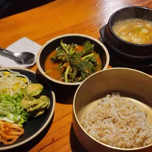 동촌 보리밥과 돈까스 사진 2