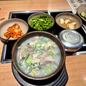 더진국 수육국밥 사진