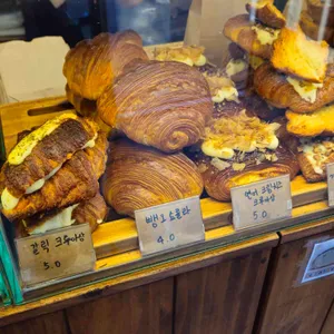 베이커리 룬 리뷰 사진