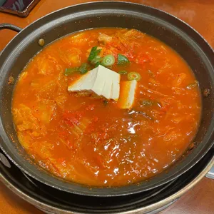 백채김치찌개 사진