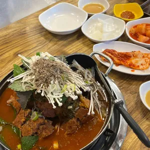 변강쇠 뼈다귀해장국 사진 2