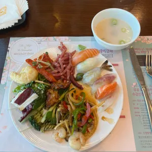 더베로니스 사진 1