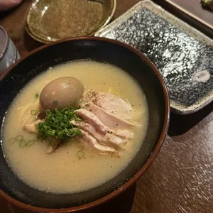 디귿 대표 사진