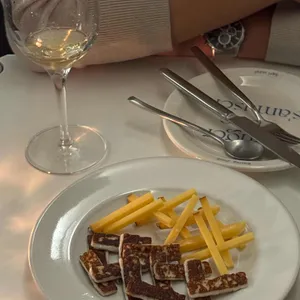 하리 대표 사진