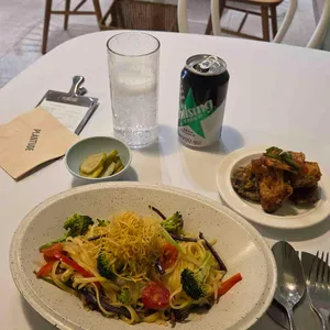 플랜튜드 대표 사진