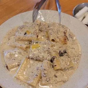 유니스의 정원 대표 사진