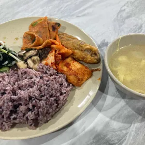 청솔 한식뷔페 대표 사진