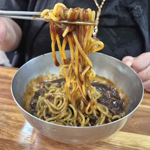 신얼큰이짬뽕 사진