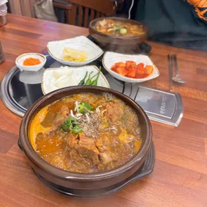 화목한감자탕 사진