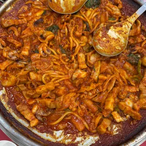 놀부부대찌개 사진