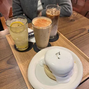 카페리뉴 대표 사진