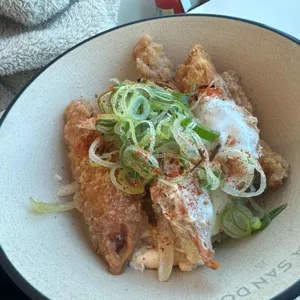 카산도 사진 1
