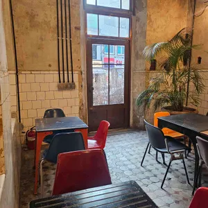 브라운핸즈 백제 대표 사진