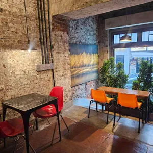 브라운핸즈 백제 대표 사진