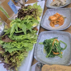 논두렁 우렁쌈밥 대표 사진