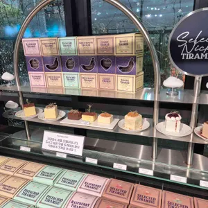 셀렉티드 닉스 리뷰 사진