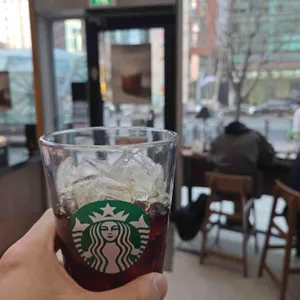스타벅스 대표 사진