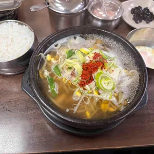 비사벌전주콩나물국밥 사진 1