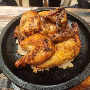 꼬꾸이 누룽지통닭 사진 1