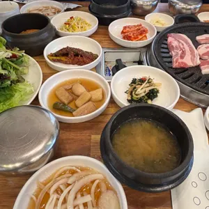 무영쌈밥정식 대표 사진