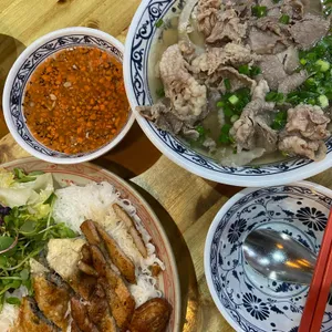 에머이 대표 사진