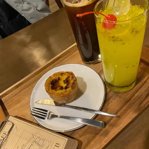 카페 본 투 비 클래식 사진 1