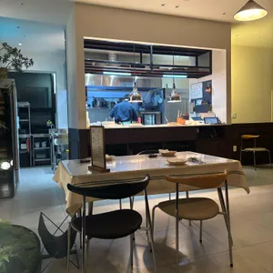 레스팅 대표 사진