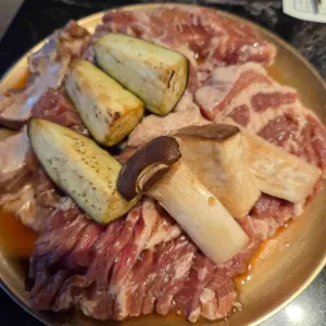 금돈옥 대표 사진