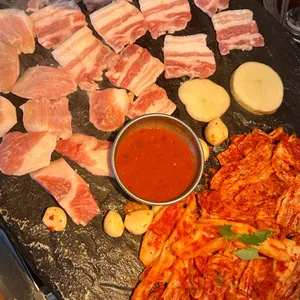 석암생소금구이 사진 1