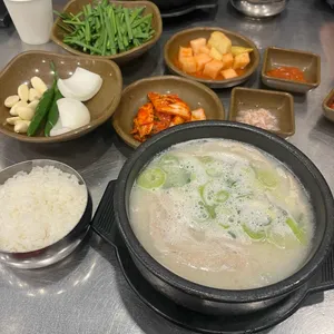 수변최고돼지국밥 대표 사진