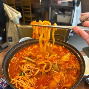 든든덮밥&곱도리 대표 사진