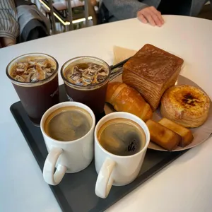 커피빵공장 사진 1