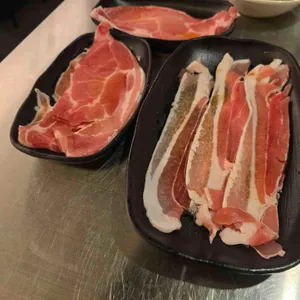 호르몬치치 사진