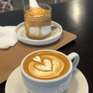 유월커피 사진 2