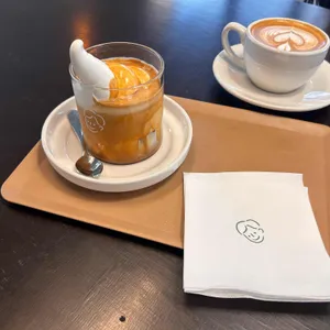 유월커피 사진 1