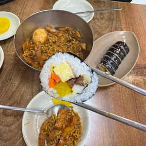 남이분식 대표 사진