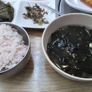 밥도먹고술도먹고 대표 사진