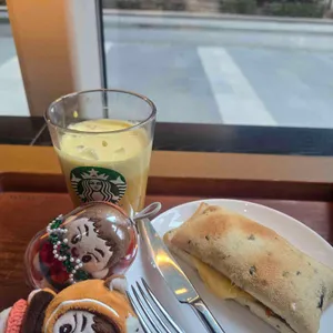 스타벅스 리저브 대표 사진