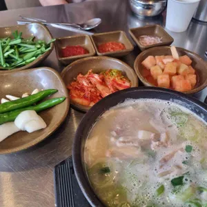 수변최고돼지국밥 사진